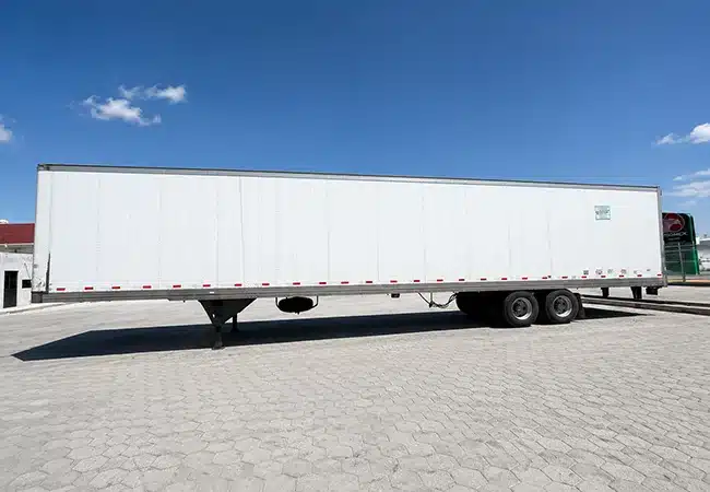 Remolque de caja seca para transporte de mercancía