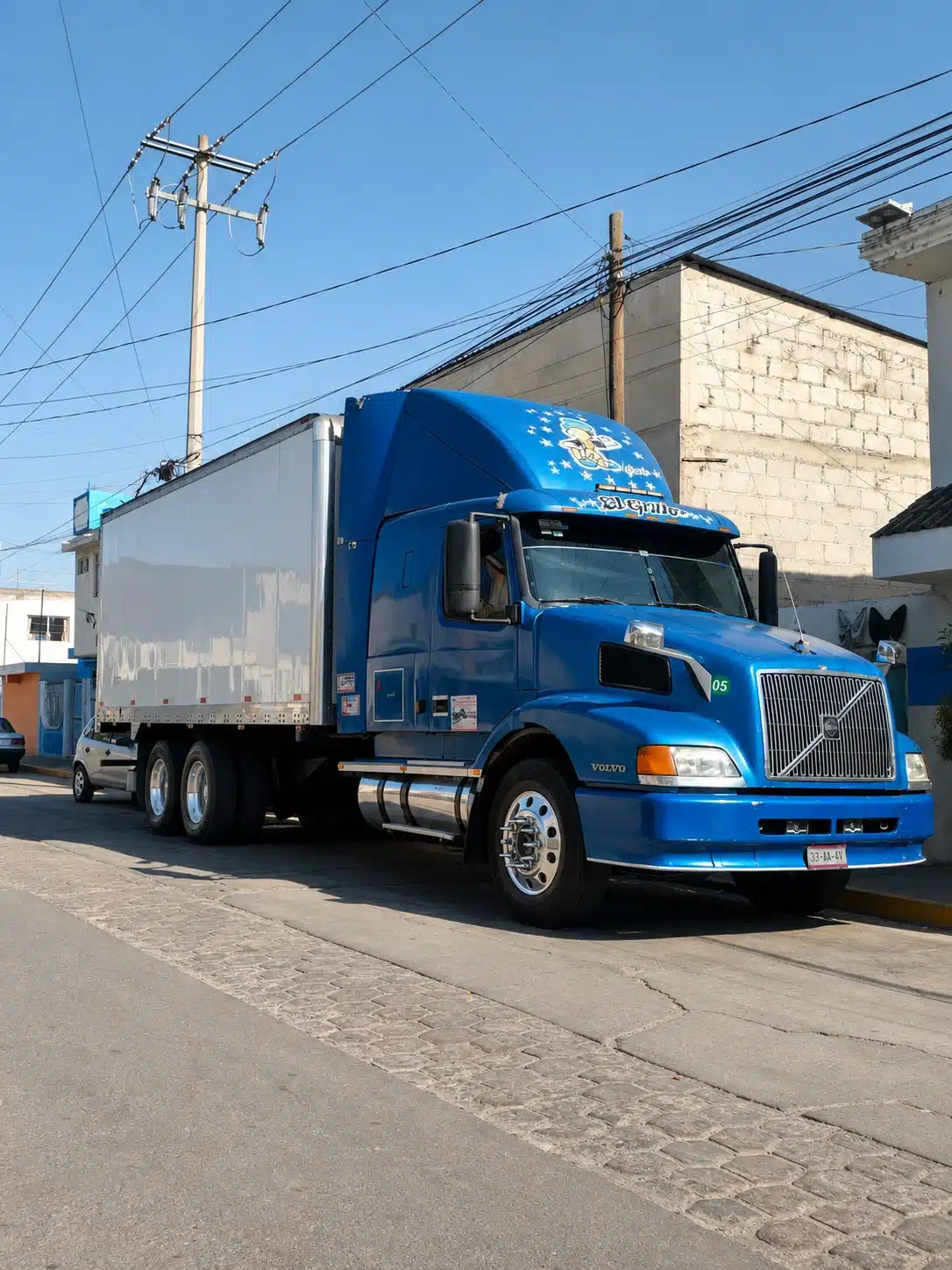 camion-caja-seca-servicio-transporte-puebla Camión con caja seca para servicio de transporte de carga en Puebla